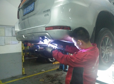 長城哈弗H9安裝臺灣龍卷風渦流動力節(jié)油升級系統(tǒng)收工!真正讓您實現(xiàn),2.0的車擁有2.4的動力卻只用1.8的油耗! - 天澤汽車服務(wù)連鎖 - 美容裝飾服務(wù) - 風行天下