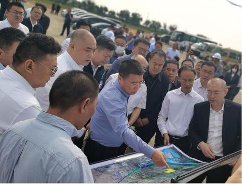 生物基新材料產(chǎn)業(yè)園動(dòng)工伊始 勠力同心促轉(zhuǎn)型發(fā)展 大同市委副書記 市長張強(qiáng)赴云岡經(jīng)濟(jì)技術(shù)開發(fā)區(qū)現(xiàn)場辦公